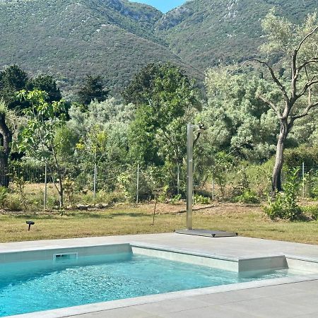 Splash Suites With Private Pools Nikiana Exterior foto