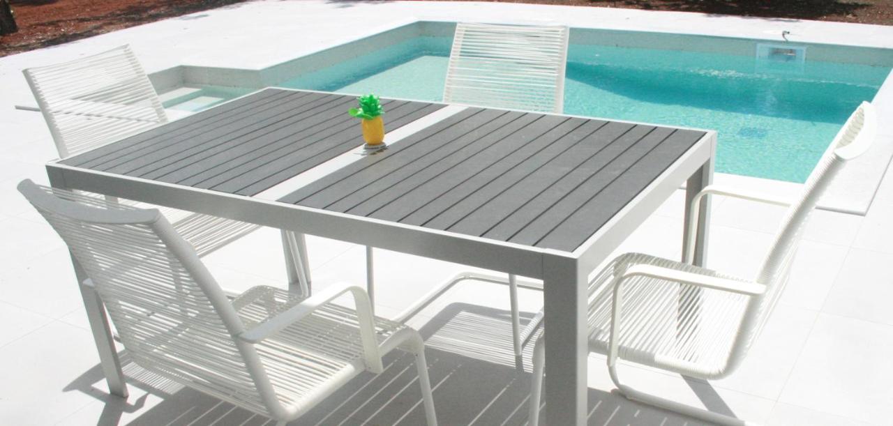 Splash Suites With Private Pools Nikiana Exterior foto